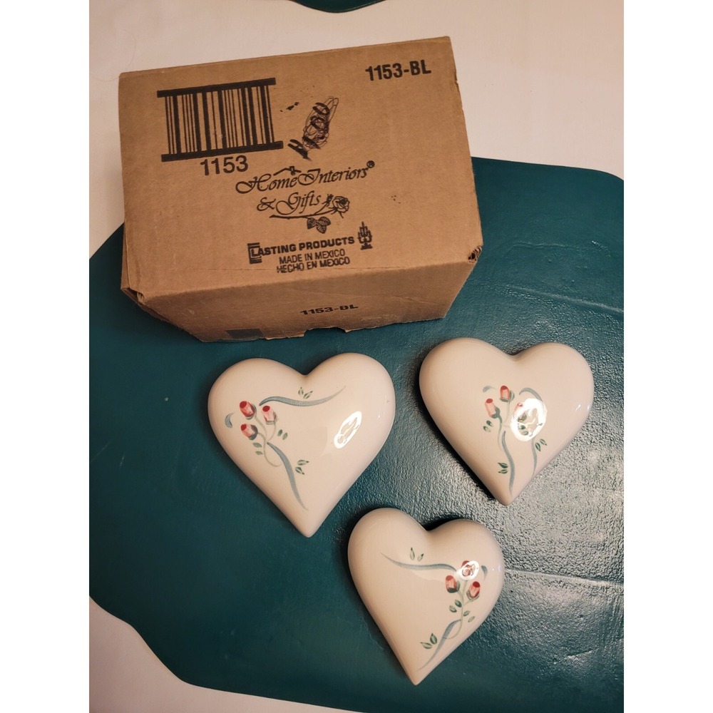 Vintage Homeco Lasting Products Inc Hand Painted Ceramic Tulips Wall Art Heart
